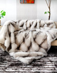Luxury Faux Fur Blanket High-End Bed Fox Fur Blankets for Beds Plaid on the Sofa Cover Decoration Home Blankets and Throws